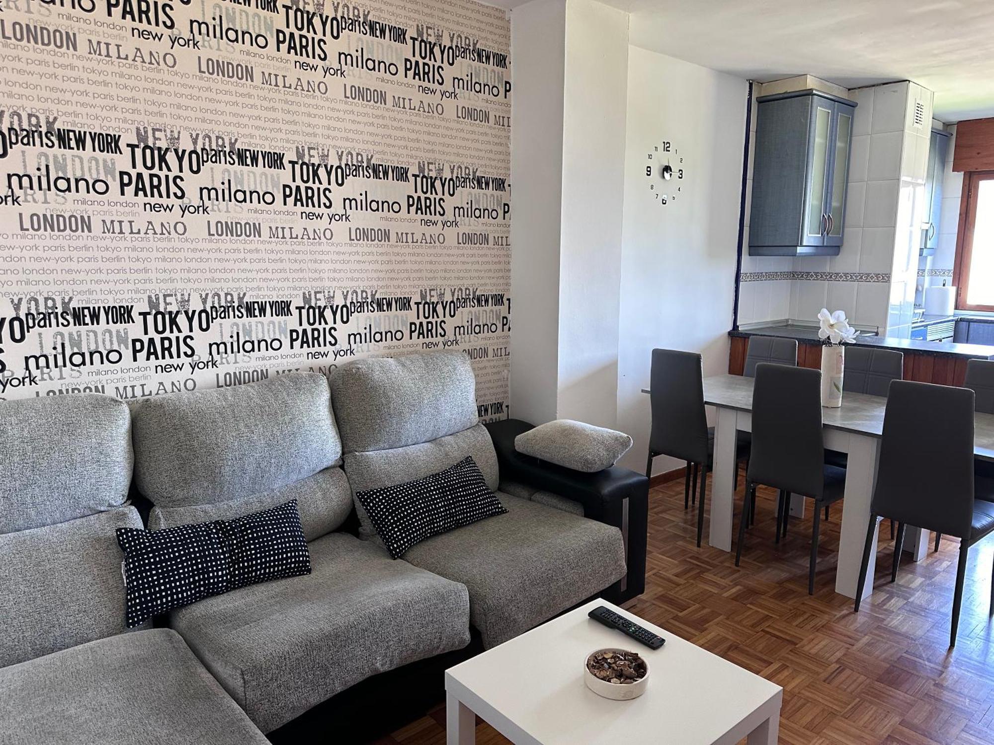 Acogedor Apartamento Con Vistas A La Catedral Y Parking Oviedo Eksteriør bilde